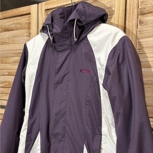 Oakley Women’s Purple and White Ski and Snowboard Jacket
